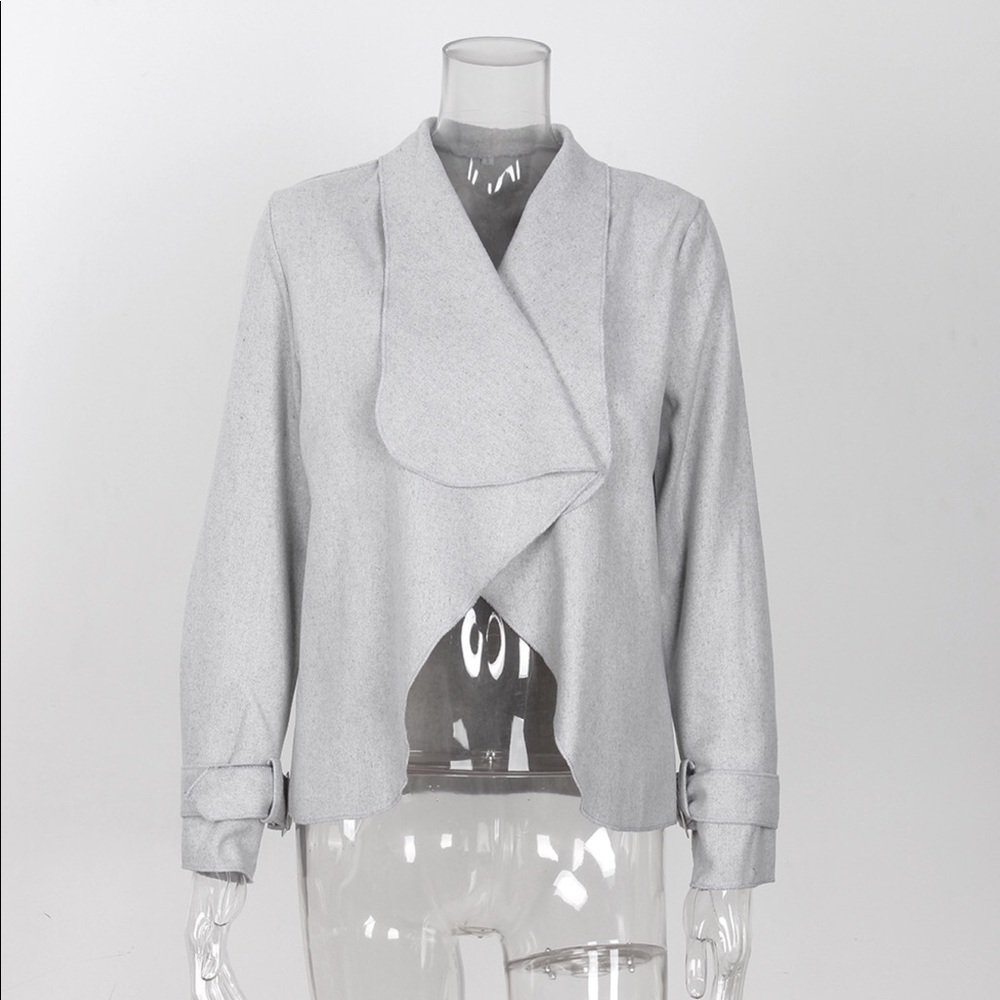 ππClassical Forever Outerwear in Grey - Picture 4 of 8
